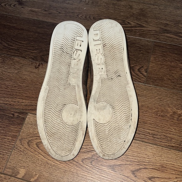 Diesel Real Leather Men’s Sneakers - Picture 3 of 4